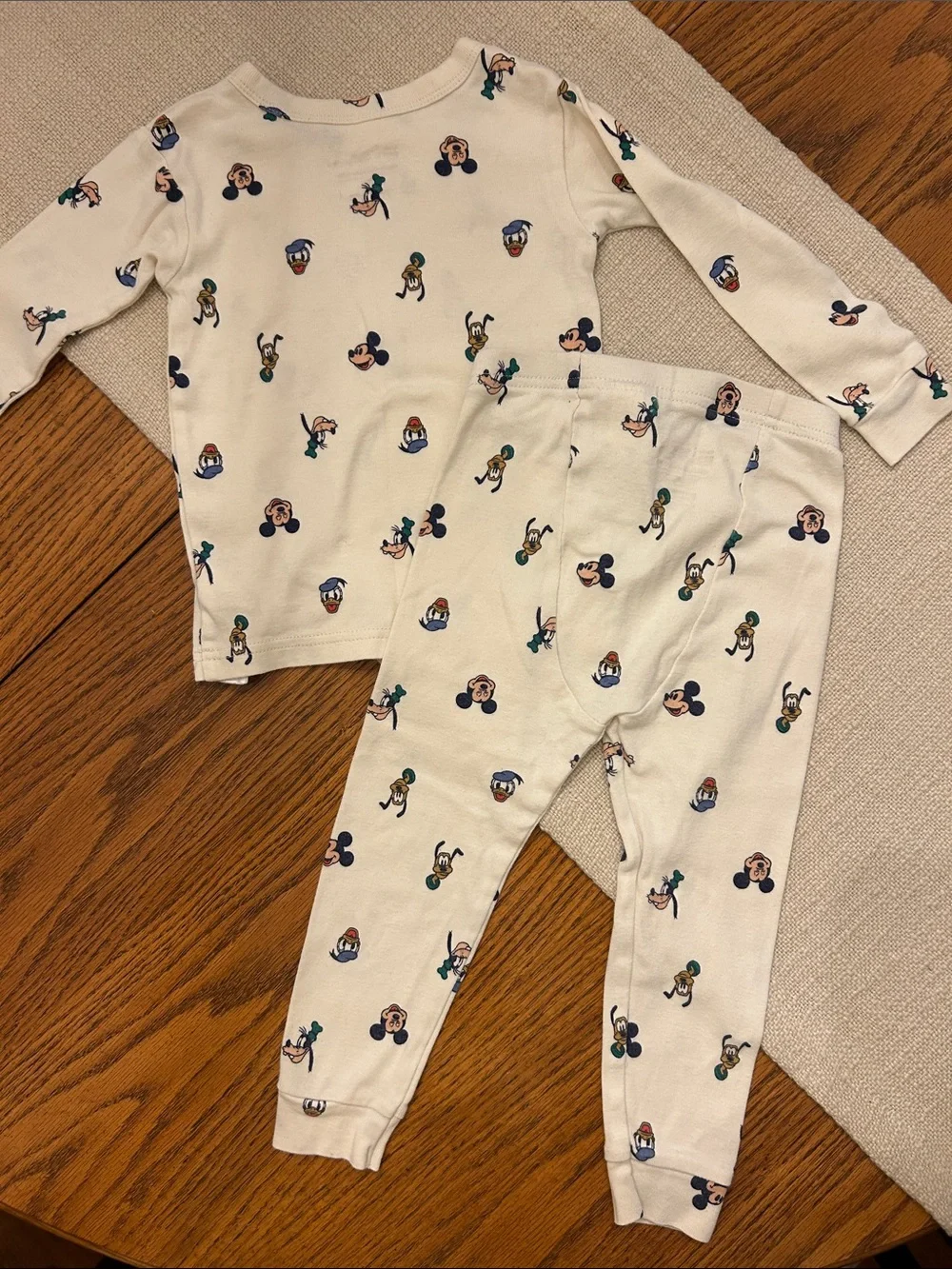 BabyGAP Disney Cream Kids Pajama Set with Mickey, Donald, Goofy, Pluto Faces, 2T